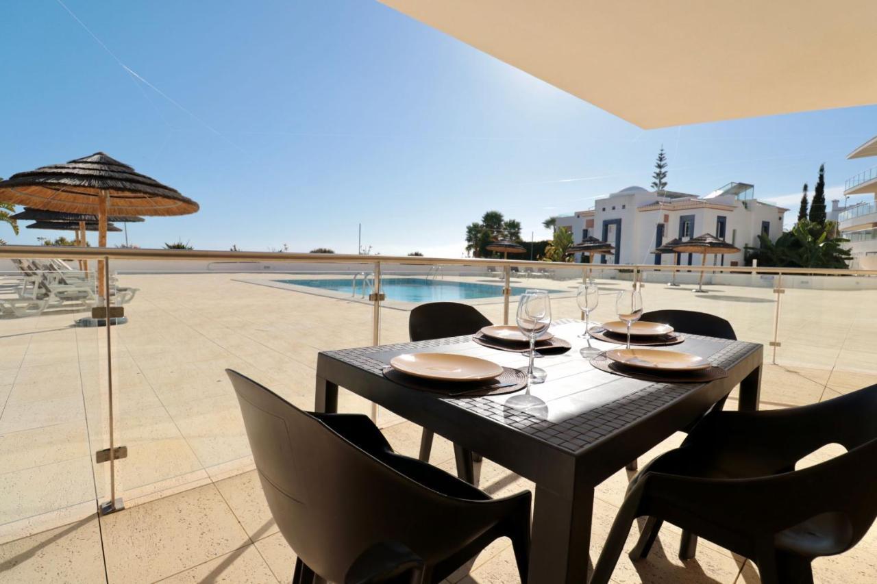 Апартаменти Olhos De Agua 1Br With Pool, Ac And Free Parking Албуфейра Екстер'єр фото